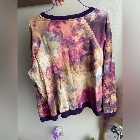 Purple & Cream Tie Dye Pullover - Picture 2 of 2